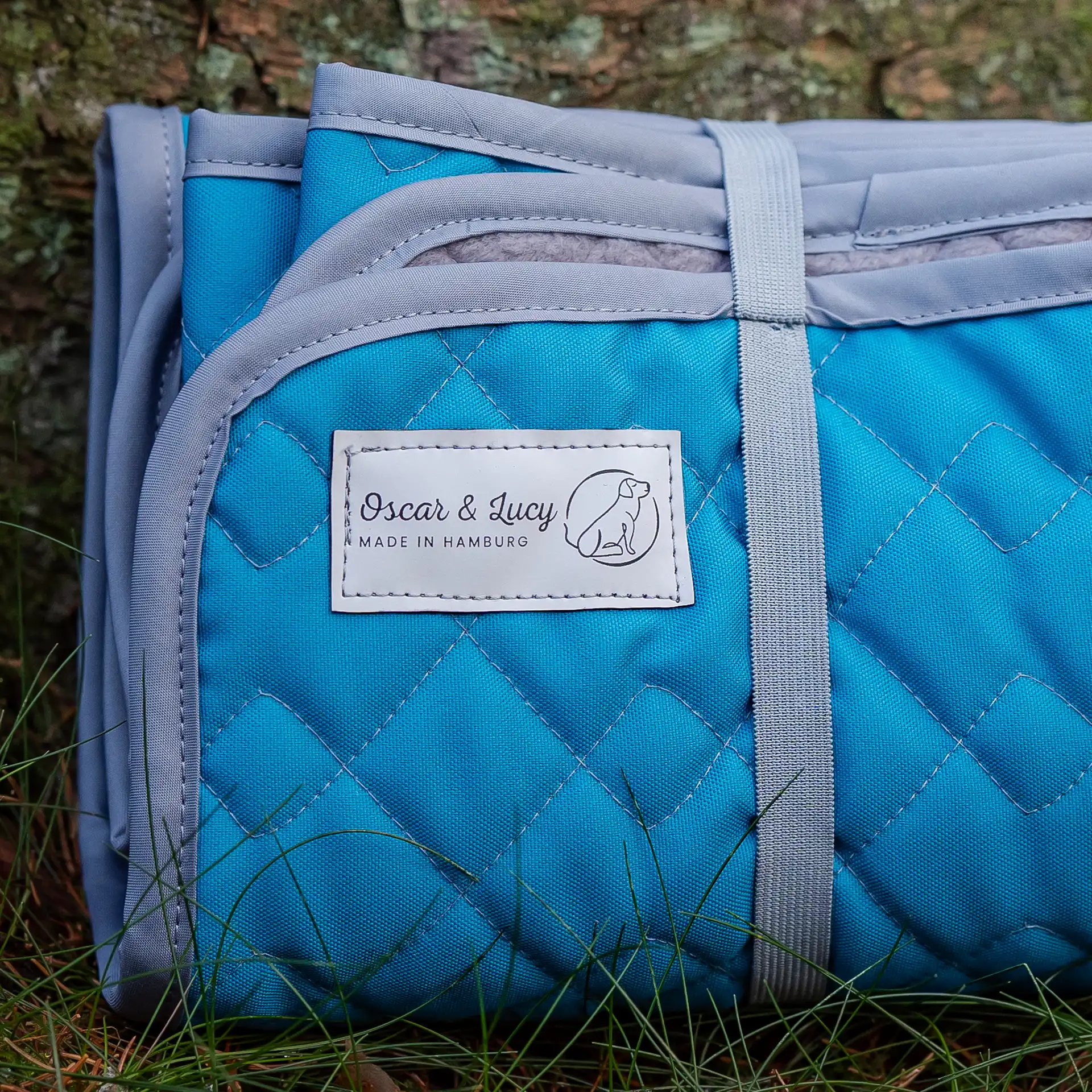 Hundedecke  / Hundematte LUCY 100x70cm - Indoor und Outdoor Reisedecke