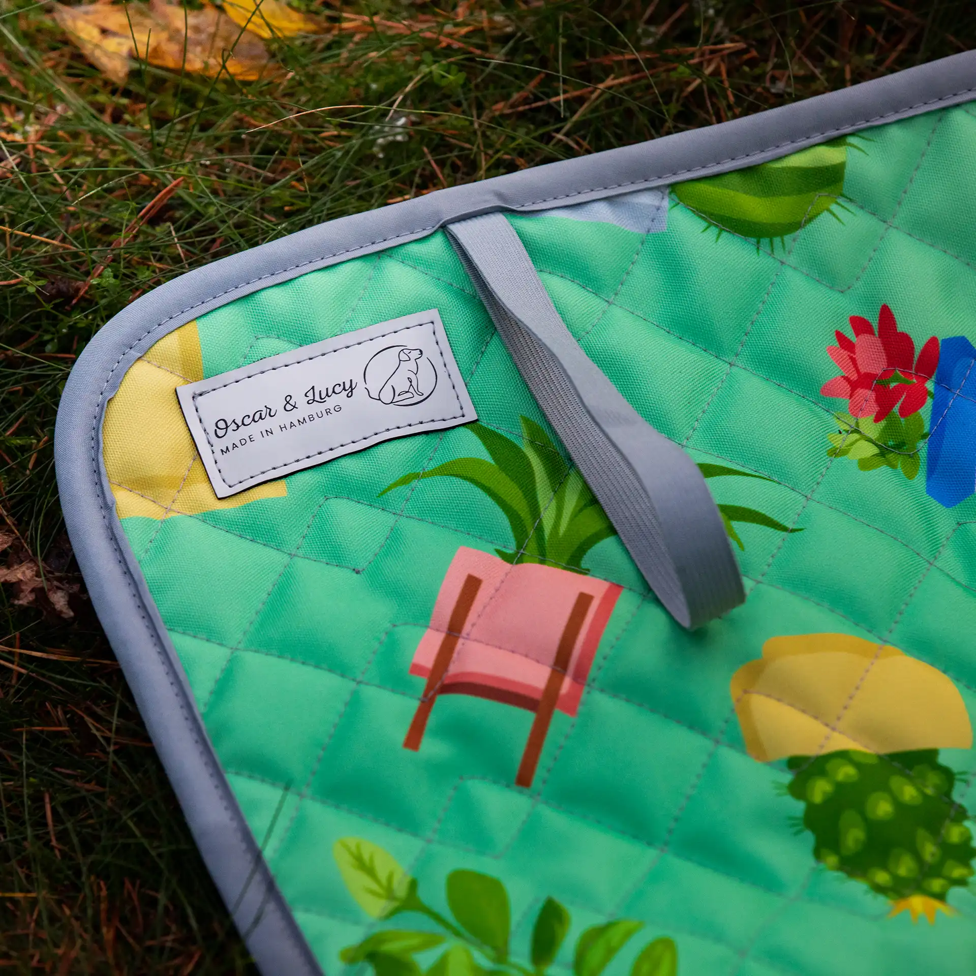 Hundedecke  / Hundematte LUCY 100x70cm - Indoor und Outdoor Reisedecke