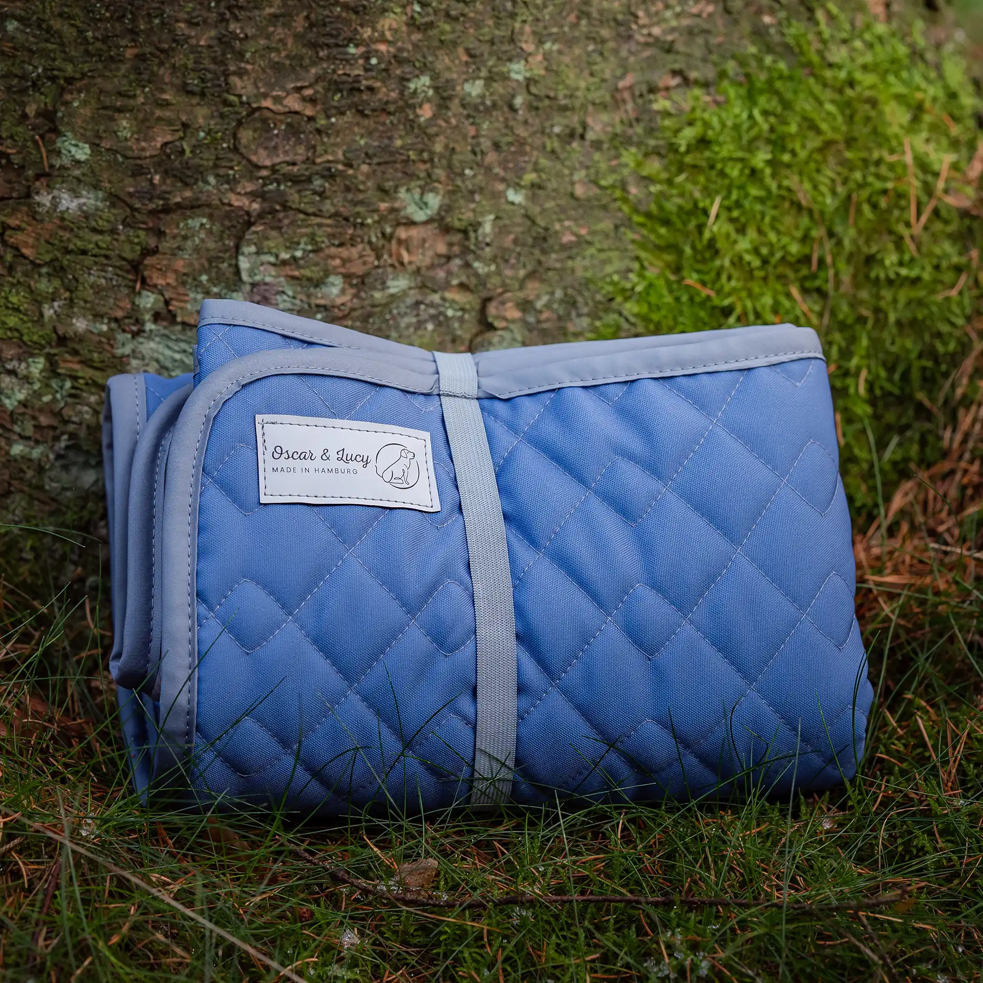 Hundedecke  / Hundematte LUCY 100x70cm - Indoor und Outdoor Reisedecke